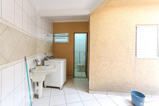 Área de Serviço de casa para alugar com 2 quartos, 90m² em Centro, São Bernardo do Campo