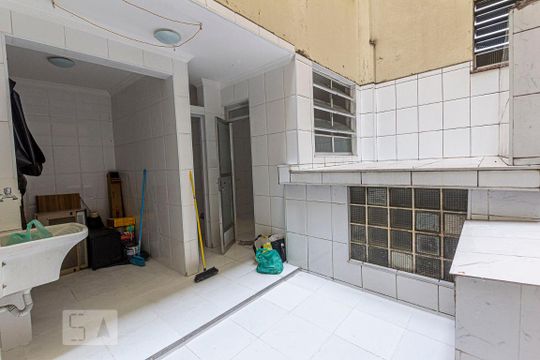 Quintal de apartamento à venda com 2 quartos, 120m² em Consolação, São Paulo