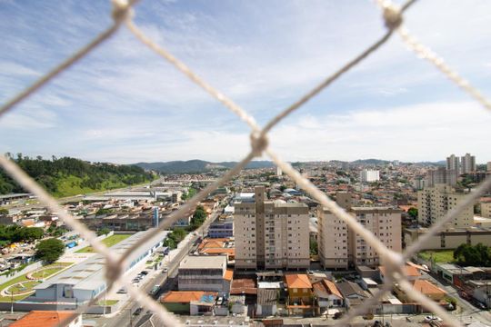 Vista do Quarto de apartamento para alugar com 2 quartos, 56m² em Vila Galvão, Guarulhos