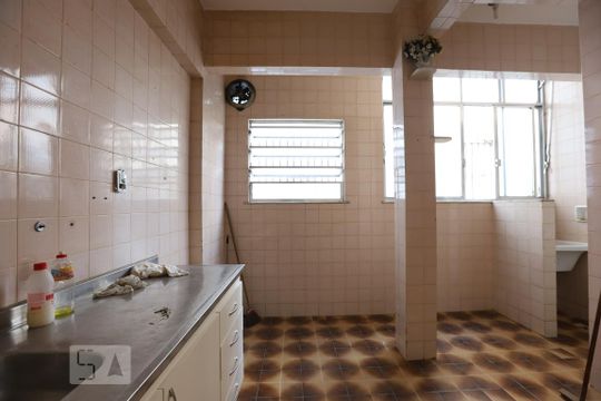 Cozinha de apartamento à venda com 3 quartos, 90m² em Tijuca, Rio de Janeiro