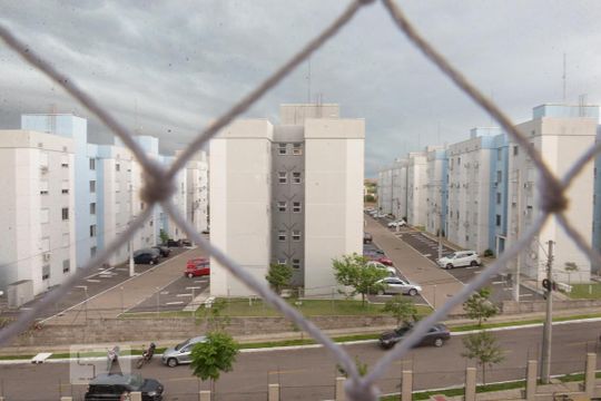 Apartamento à venda com 2 quartos, 44m² em Olaria, Canoas
