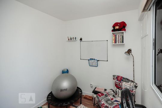 Quarto 2 de apartamento para alugar com 2 quartos, 49m² em Del Castilho, Rio de Janeiro