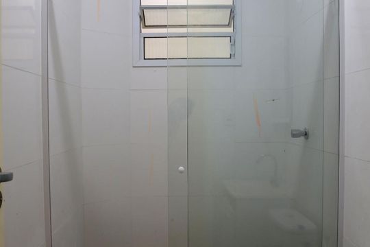 Banheiro de apartamento para alugar com 1 quarto, 30m² em Instituto de Previdência, São Paulo