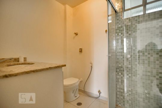 Banheiro de apartamento à venda com 3 quartos, 120m² em Perdizes, São Paulo