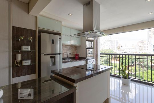 Cozinha de apartamento à venda com 2 quartos, 60m² em Bela Vista, São Paulo