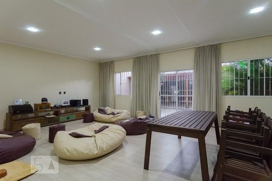 Casa à venda com 4 quartos, 193m² em Planalto Paulista, São Paulo