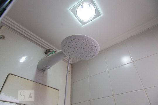 Banheiro de apartamento à venda com 2 quartos, 63m² em Brás, São Paulo