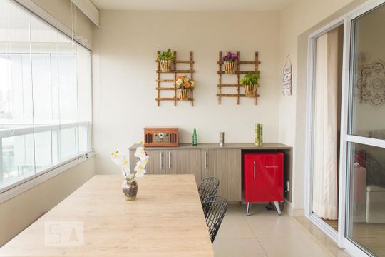 varanda de apartamento para alugar com 1 quarto, 41m² em Vila Dom Pedro I, São Paulo