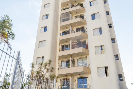Fachada de apartamento para alugar com 2 quartos, 52m² em Sumarezinho, São Paulo