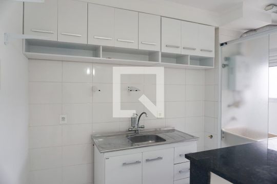 Cozinha de apartamento à venda com 2 quartos, 50m² em Jardim São Francisco, São Paulo