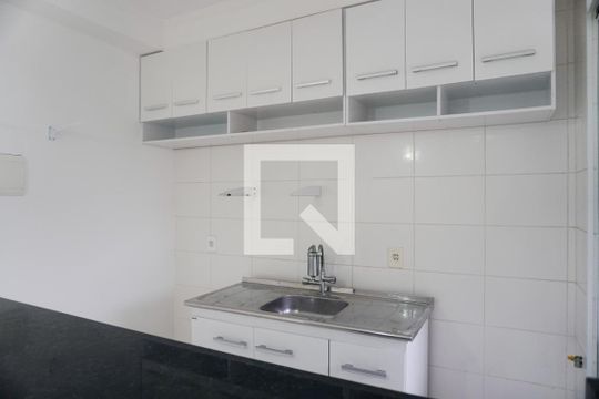 Cozinha de apartamento à venda com 2 quartos, 50m² em Jardim São Francisco, São Paulo