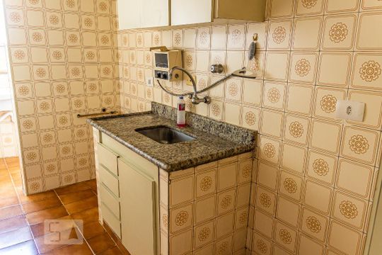 Cozinha de apartamento à venda com 1 quarto, 38m² em Santo Amaro, São Paulo