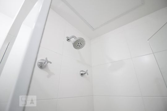 Banheiro de apartamento para alugar com 2 quartos, 67m² em Brooklin Paulista, São Paulo