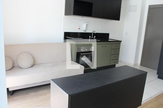 Sala e Cozinha de kitnet/studio para alugar com 0 quarto, 30m² em Perdizes, São Paulo
