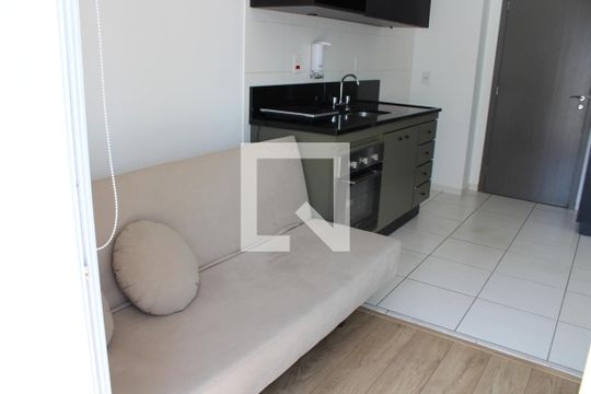 Sala e Cozinha de kitnet/studio para alugar com 0 quarto, 30m² em Perdizes, São Paulo
