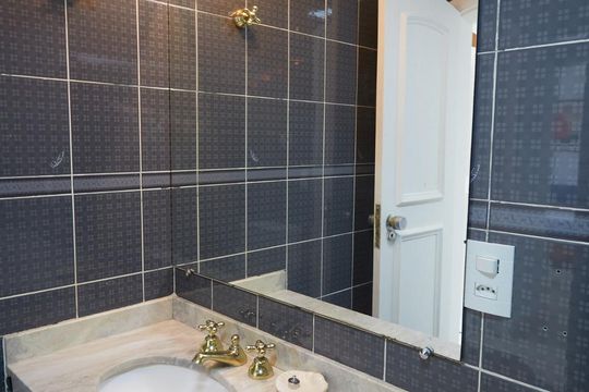 Banheiro de apartamento para alugar com 1 quarto, 45m² em Jardim Paulista, São Paulo