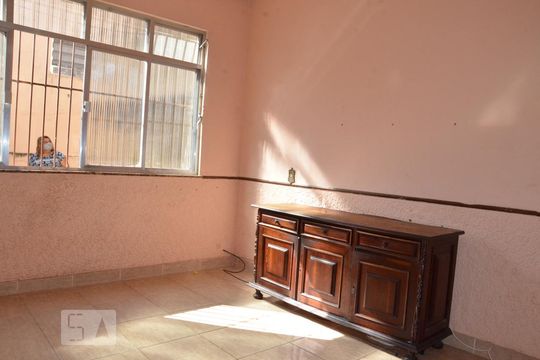 Sala de apartamento para alugar com 2 quartos, 90m² em Piedade, Rio de Janeiro