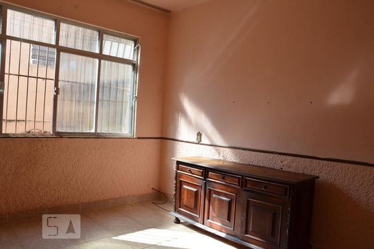 Sala de apartamento para alugar com 2 quartos, 90m² em Piedade, Rio de Janeiro