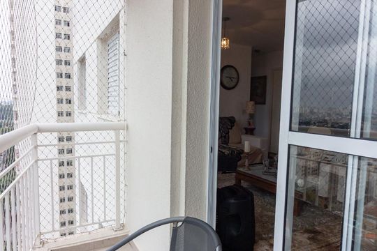 Varanda de apartamento para alugar com 2 quartos, 80m² em Umuarama, Osasco