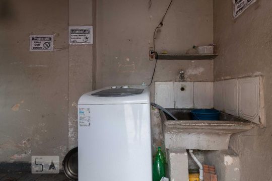Área de Serviço de casa à venda com 3 quartos, 300m² em Penha de França, São Paulo