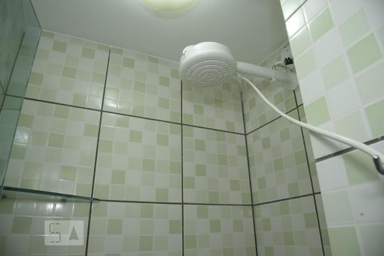 Banheiro Social de casa para alugar com 2 quartos, 90m² em Taquara, Rio de Janeiro