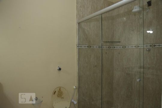 Suíte do Quarto 2 de casa para alugar com 2 quartos, 90m² em Taquara, Rio de Janeiro