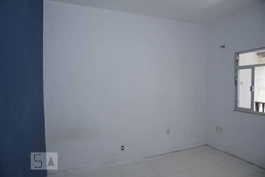 Quarto 1 de casa para alugar com 2 quartos, 90m² em Taquara, Rio de Janeiro