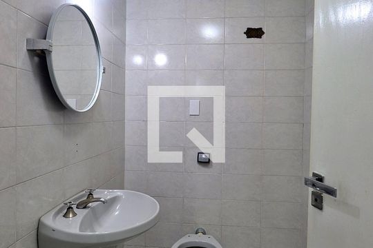 Lavabo de casa para alugar com 3 quartos, 240m² em Campestre, Santo André