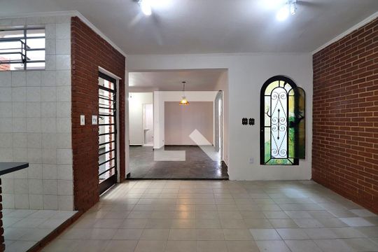 Sala de Jantar de casa para alugar com 3 quartos, 240m² em Campestre, Santo André