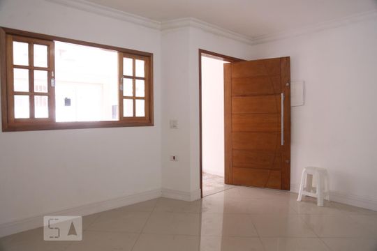 Casa para alugar com 2 quartos, 100m² em Vila Londrina, São Paulo