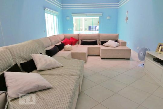 Sala de TV de casa para alugar com 4 quartos, 350m² em Vila Guilherme, São Paulo
