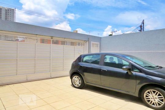 Garagem de casa à venda com 4 quartos, 350m² em Vila Guilherme, São Paulo