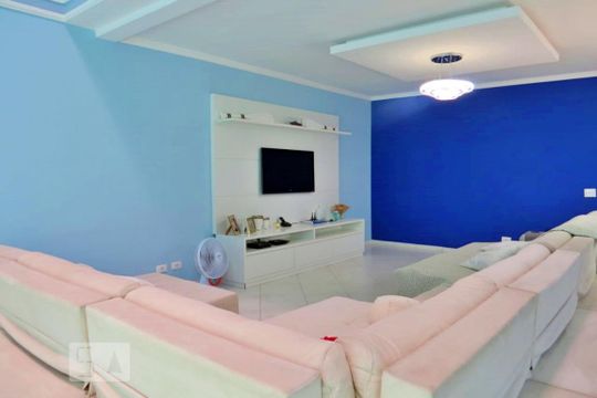 Sala de TV de casa para alugar com 4 quartos, 350m² em Vila Guilherme, São Paulo