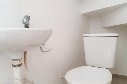Lavabo  de casa de condomínio para alugar com 2 quartos, 75m² em Vila Buenos Aires, São Paulo