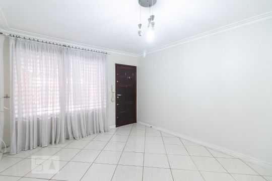 Casa para alugar com 3 quartos, 85m² em Jardim Ponte Rasa, São Paulo