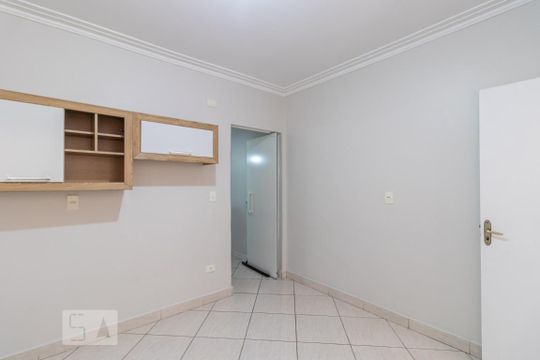 Cozinha de casa para alugar com 3 quartos, 85m² em Jardim Ponte Rasa, São Paulo