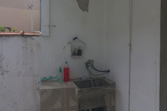 Quintal e Área de Serviço de casa à venda com 2 quartos, 100m² em Vila Cordeiro, São Paulo
