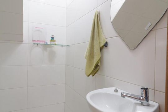 Lavabo de casa à venda com 3 quartos, 145m² em Jardim Piqueroby, São Paulo