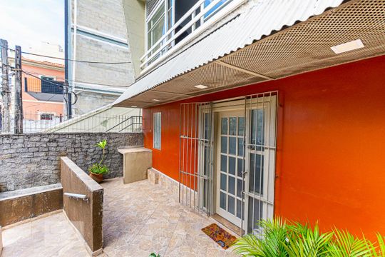 Entrada de casa à venda com 7 quartos, 200m² em São Domingos, Niterói