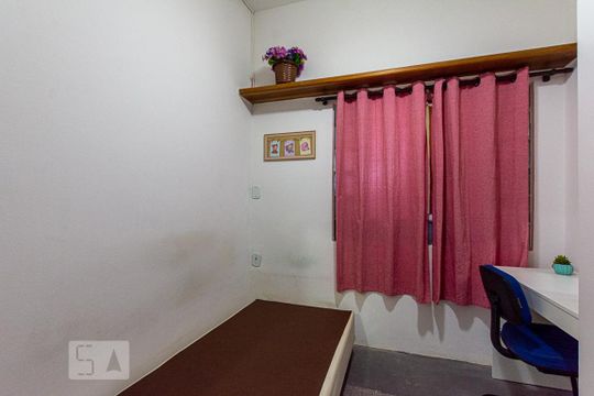 Quarto 1 de casa à venda com 7 quartos, 200m² em São Domingos, Niterói