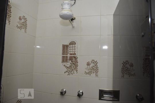 Lavabo de casa de condomínio à venda com 4 quartos, 339m² em Taquara, Rio de Janeiro