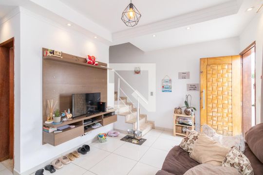Sala de casa de condomínio à venda com 2 quartos, 60m² em Vila Ré, São Paulo