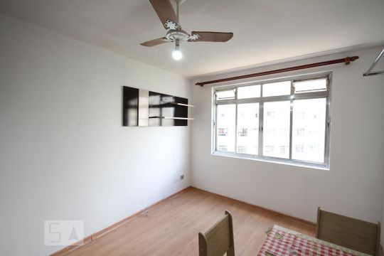 Kitnet de kitnet/studio para alugar com 1 quarto, 29m² em Liberdade, São Paulo