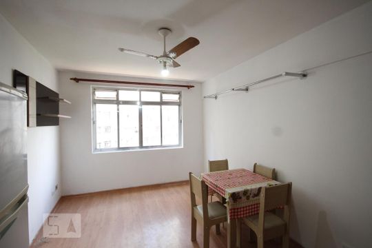 Kitnet de kitnet/studio para alugar com 1 quarto, 29m² em Liberdade, São Paulo