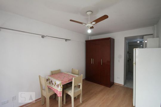Kitnet de kitnet/studio para alugar com 1 quarto, 29m² em Liberdade, São Paulo