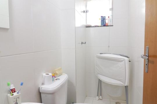 Banheiro Social de apartamento à venda com 2 quartos, 39m² em Chácara Santo Antônio (zona Leste), São Paulo