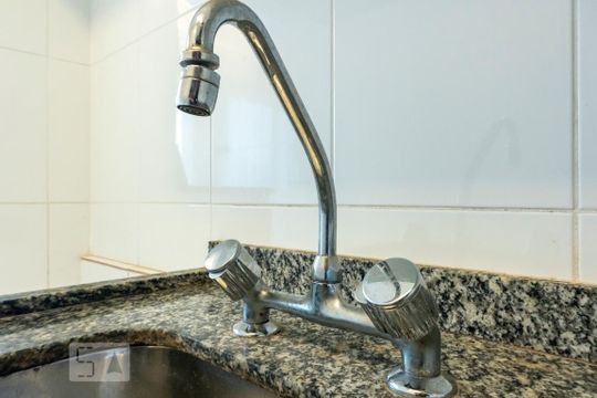 Cozinha de apartamento para alugar com 1 quarto, 43m² em Sumarezinho, São Paulo