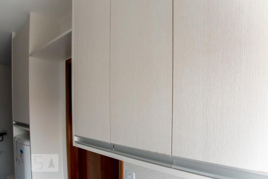 Cozinha - Armários de kitnet/studio para alugar com 1 quarto, 15m² em Vila Marieta, São Paulo
