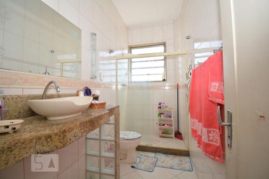 Banheiro Social de apartamento à venda com 3 quartos, 90m² em Engenho Novo, Rio de Janeiro