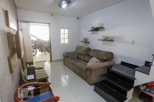 Sala de casa à venda com 3 quartos, 108m² em Vila Moinho Velho, São Paulo